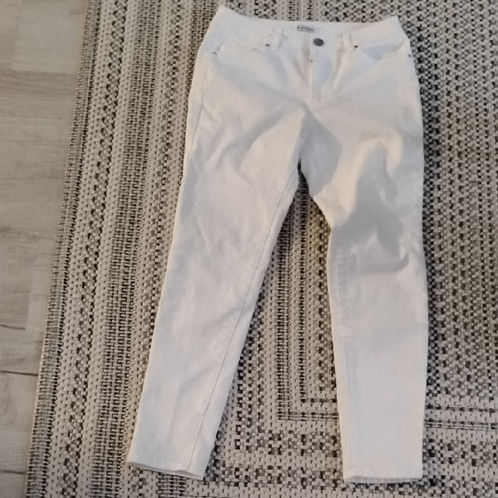 d. jeans Classic White Denim